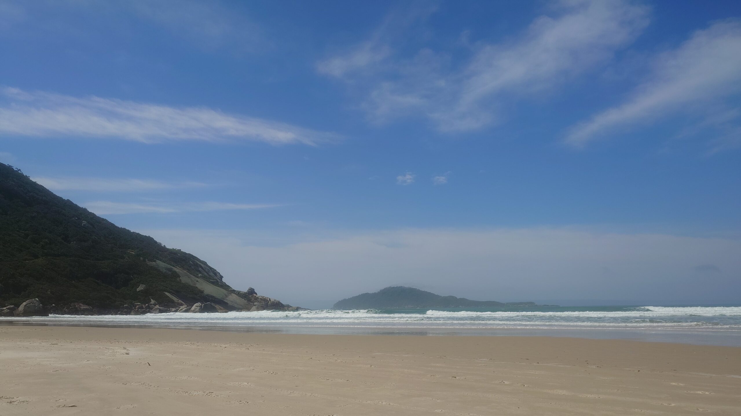 Guía para viajar a Florianópolis: cómo moverte, dónde alojarte y qué esperar
