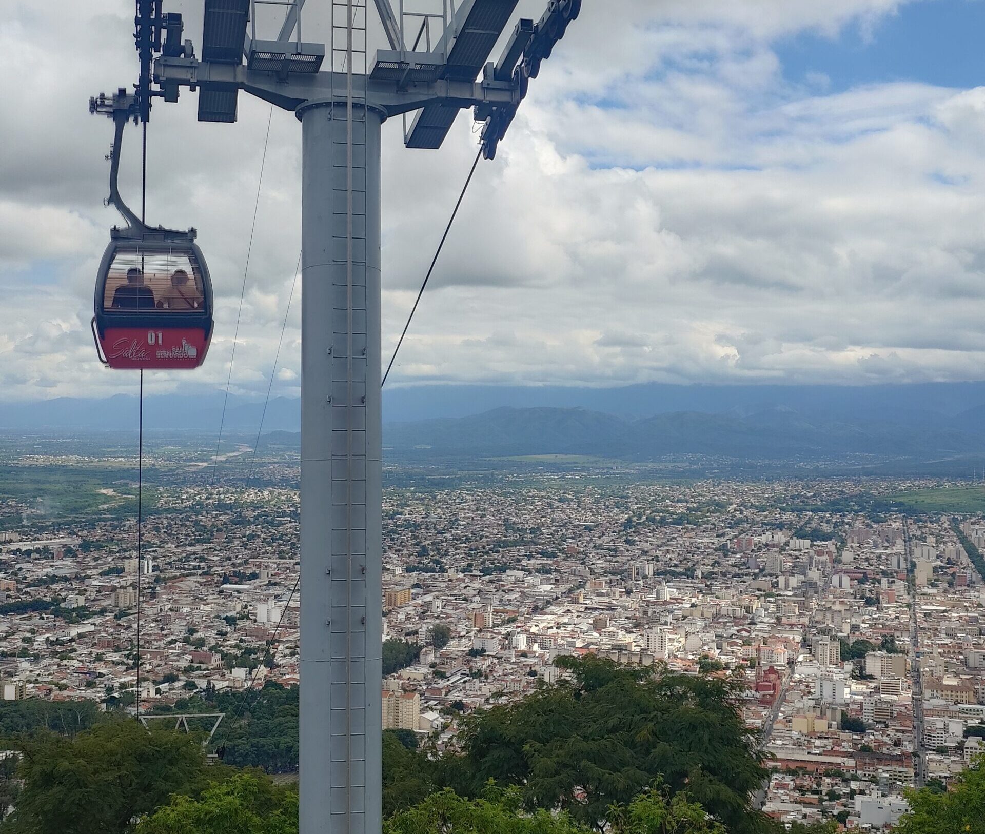 Salta as a base for slow travel: a guide to exploring the Northwest of Argentina without changing hotels every day