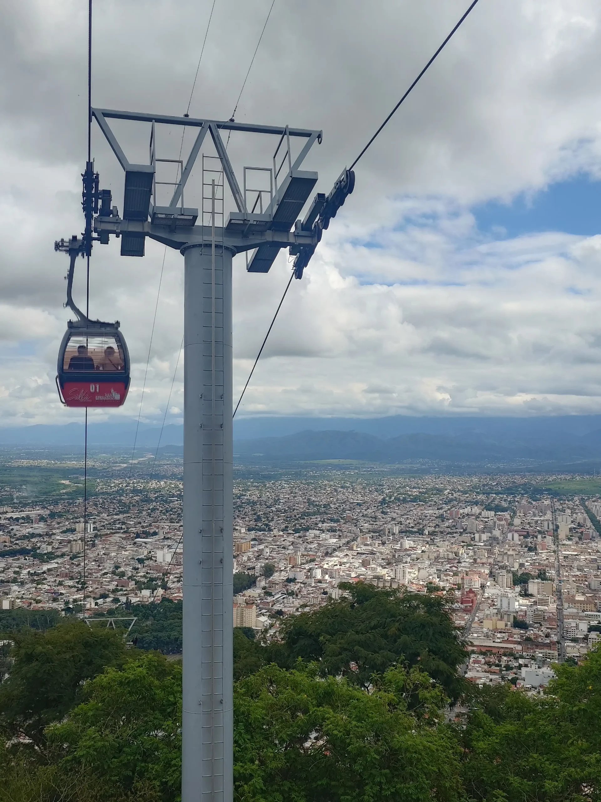 Salta como base de viaje lento: una guía para explorar el NOA sin cambiar de hotel todos los días